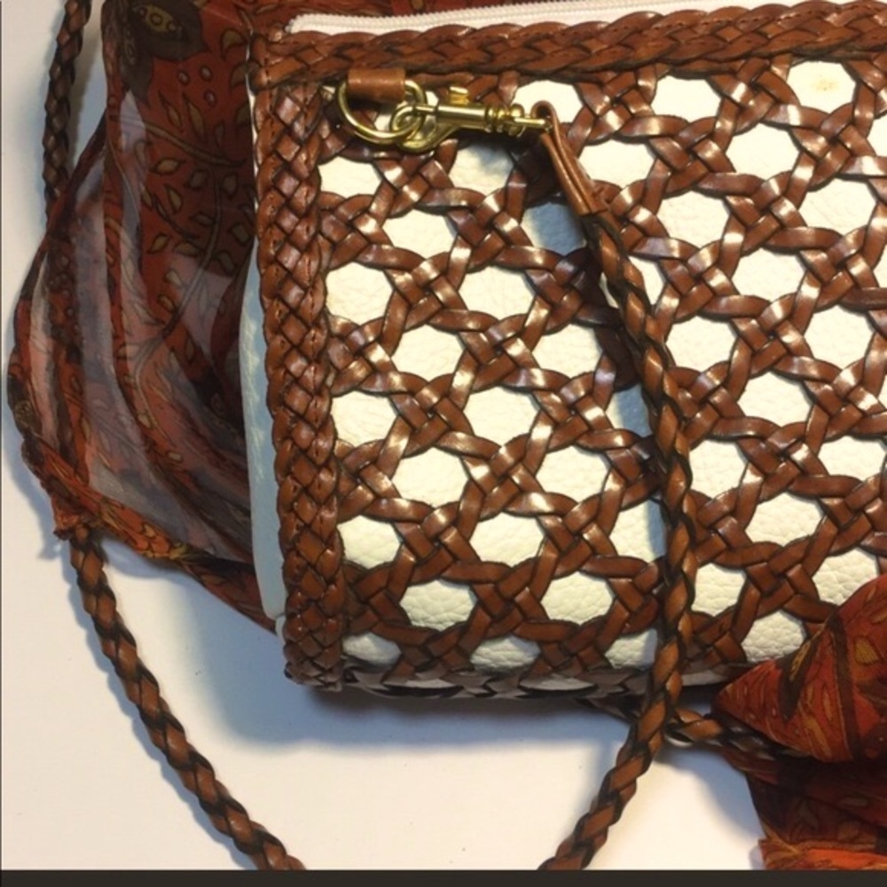 CEM | Brazilian Leather Crossbody Purse | Gorgeous